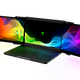 Imagen para el artículo titulado Razer ha creado un portátil con 3 pantallas 4K para jugar